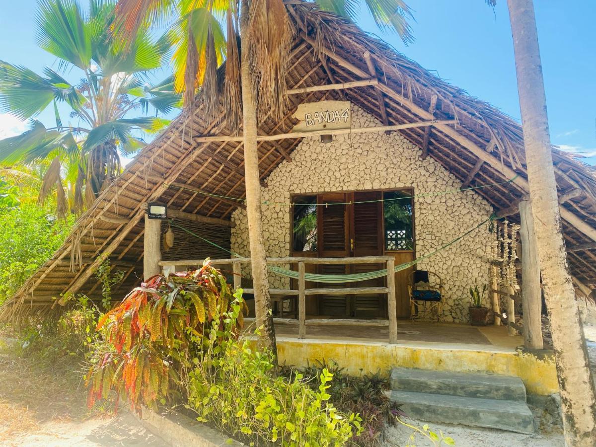 Mbuyuni Beach Village Джамбіані Екстер'єр фото